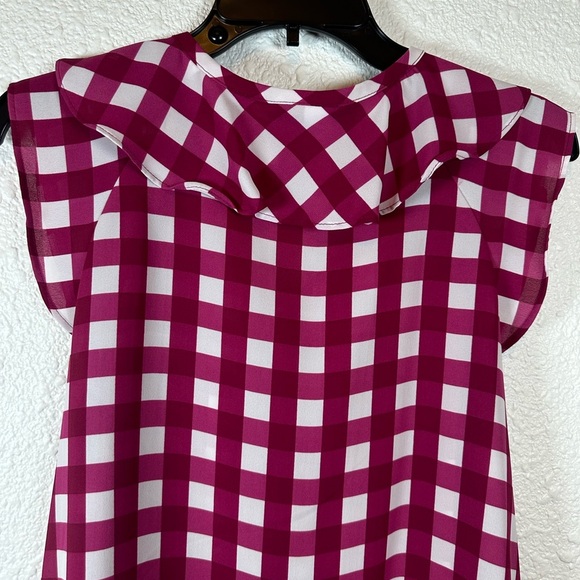 Liz Claiborne Pink Gingham Sleeveless Ruffle Blouse – Size PS - Picture 5 of 6